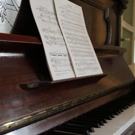 卡拉之家住宿加早餐旅馆 住宿加早餐酒店 皮内罗洛